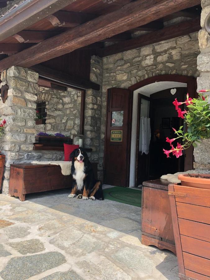 Hotel La Grange Courmayeur Extérieur photo