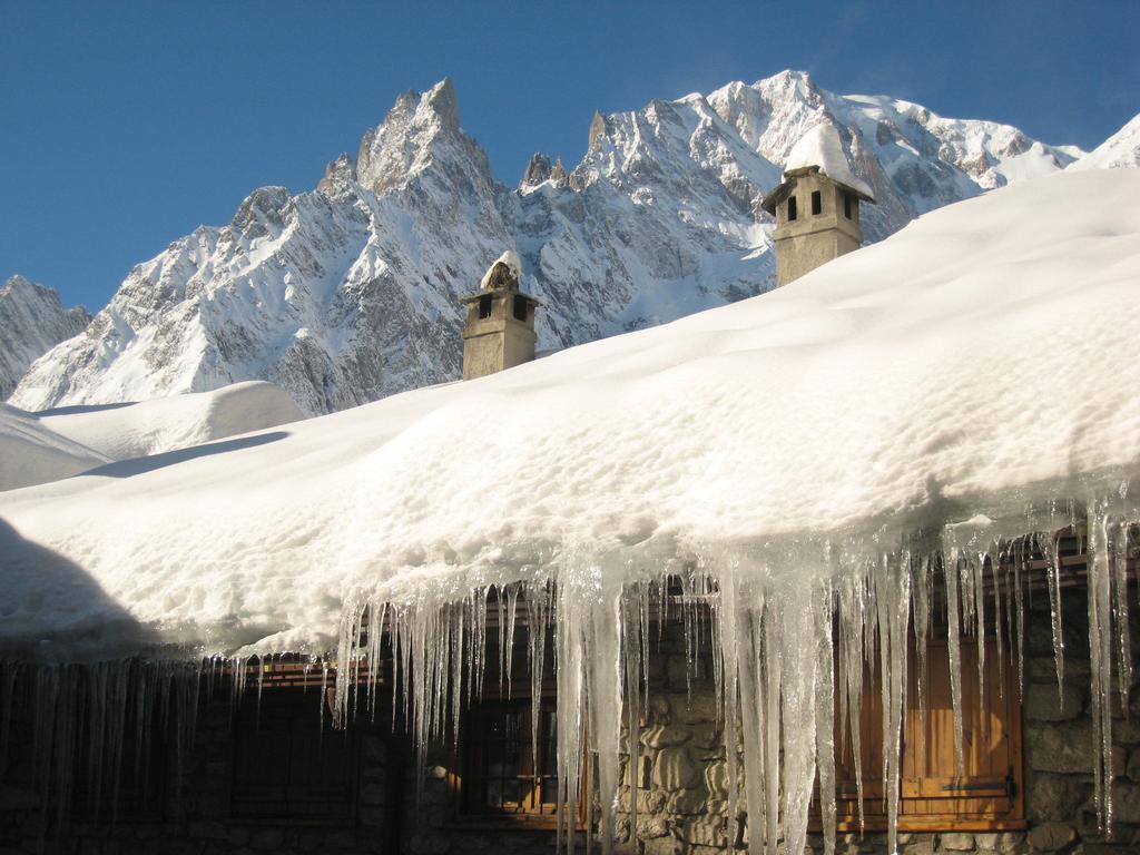 Hotel La Grange Courmayeur Extérieur photo